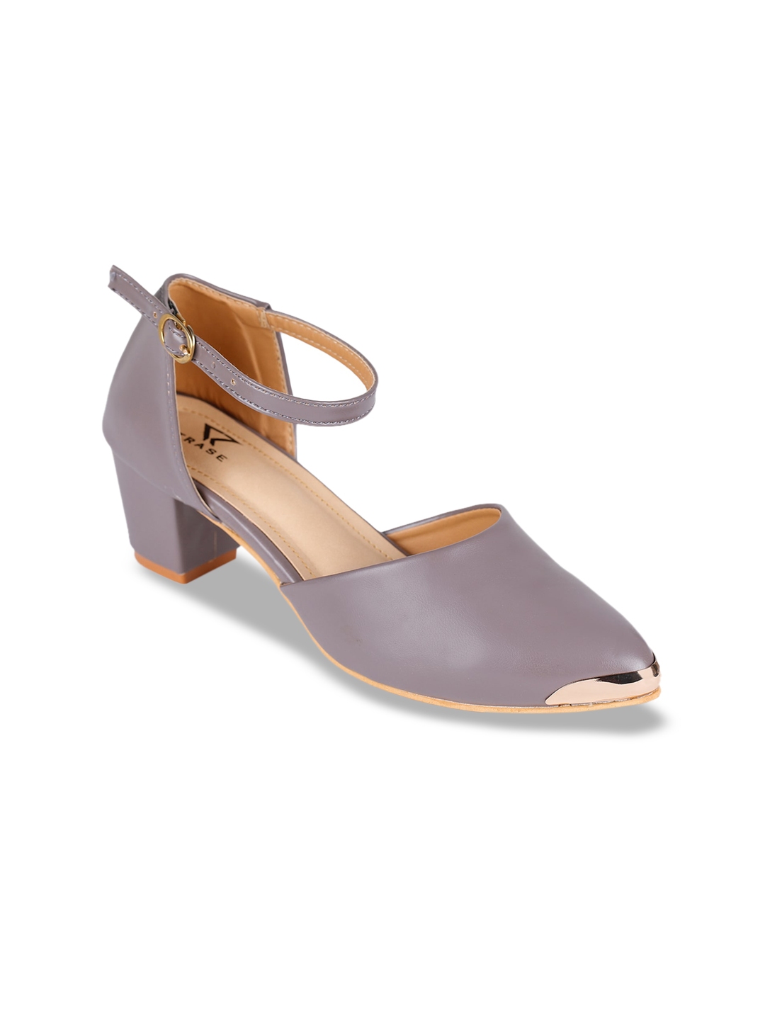 pump heels myntra