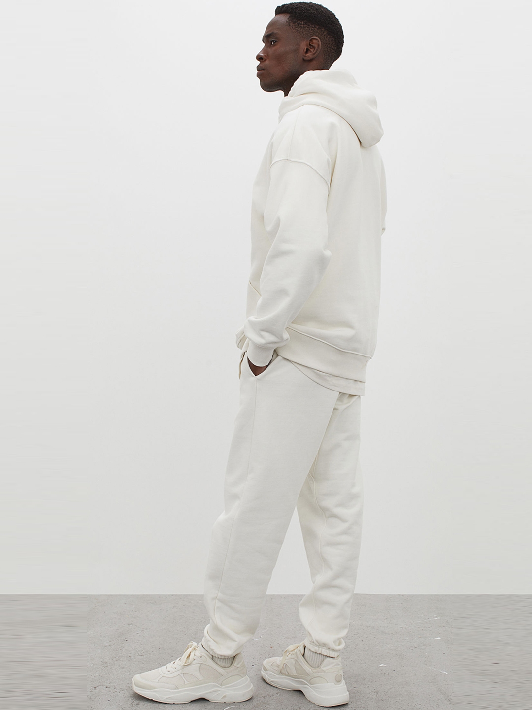 Buy H&M Men White Solid Cotton Joggers Trousers for Men