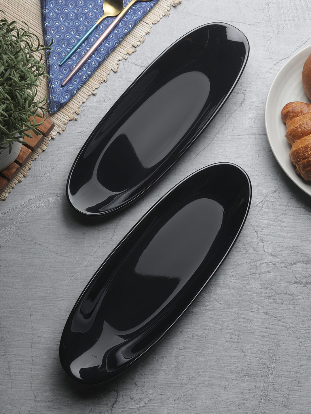Buy Servewell Set Of 2 Black Serving Platters Food Platter for Unisex