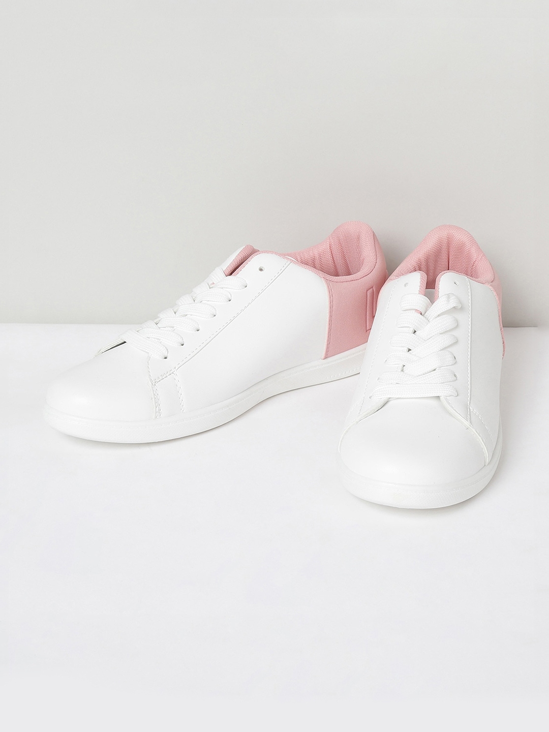 max fashion white sneakers