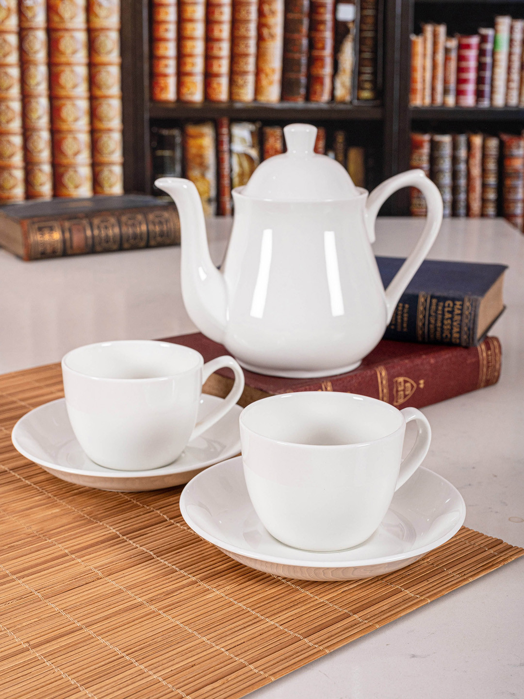 Buy SONAKI White Solid Bone China Kettle Set Cups And Mugs for Unisex