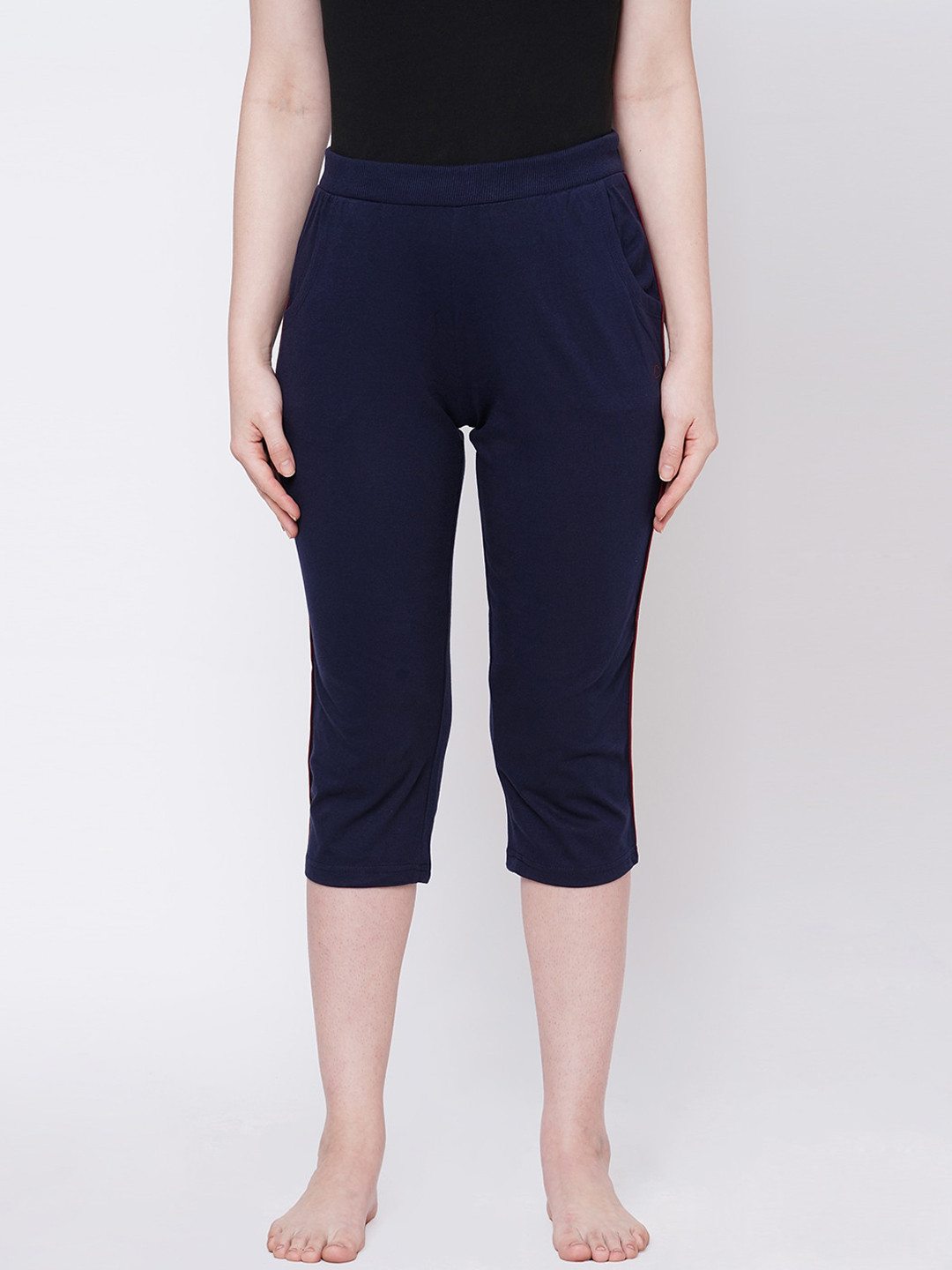 navy blue capris for women