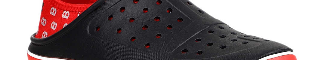 Buy Bonkerz Men Black & Red Solid Clogs - Casual Shoes for Men 13716834 ...