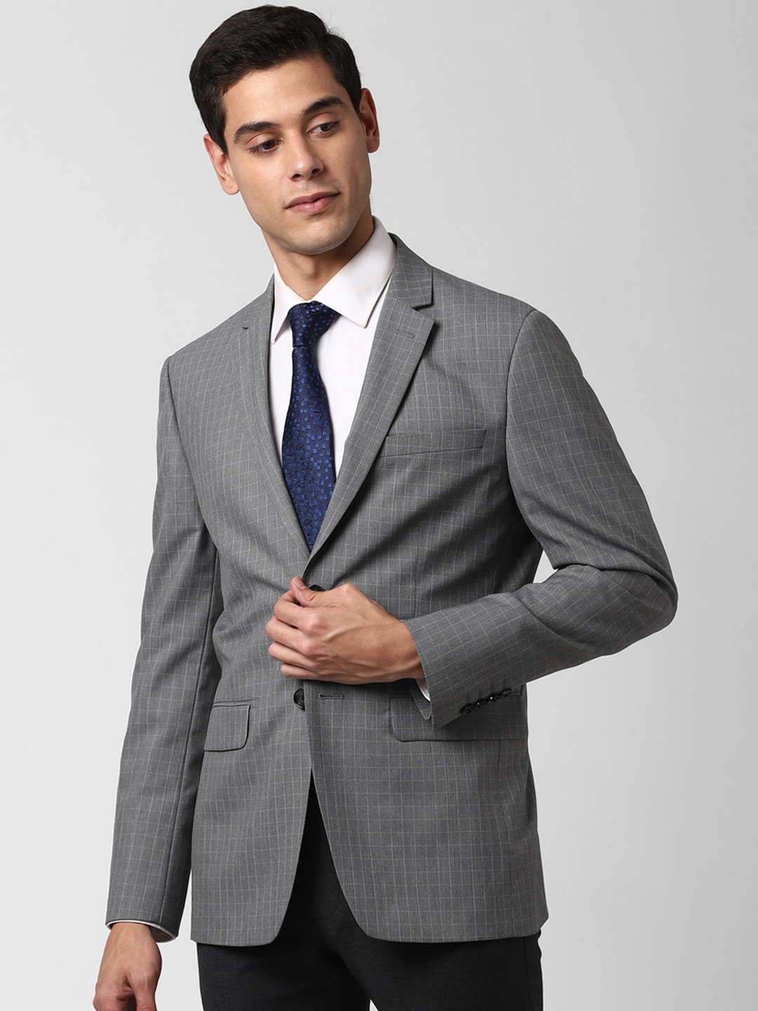 Buy Peter England Elite Men Grey & White Checked Slim Fit Single ...