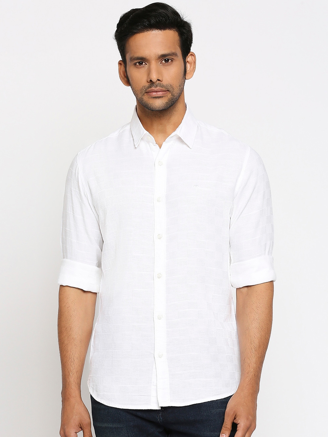 Buy Mufti Men Off White Slim Fit Solid Casual Shirt - Shirts for Men ...