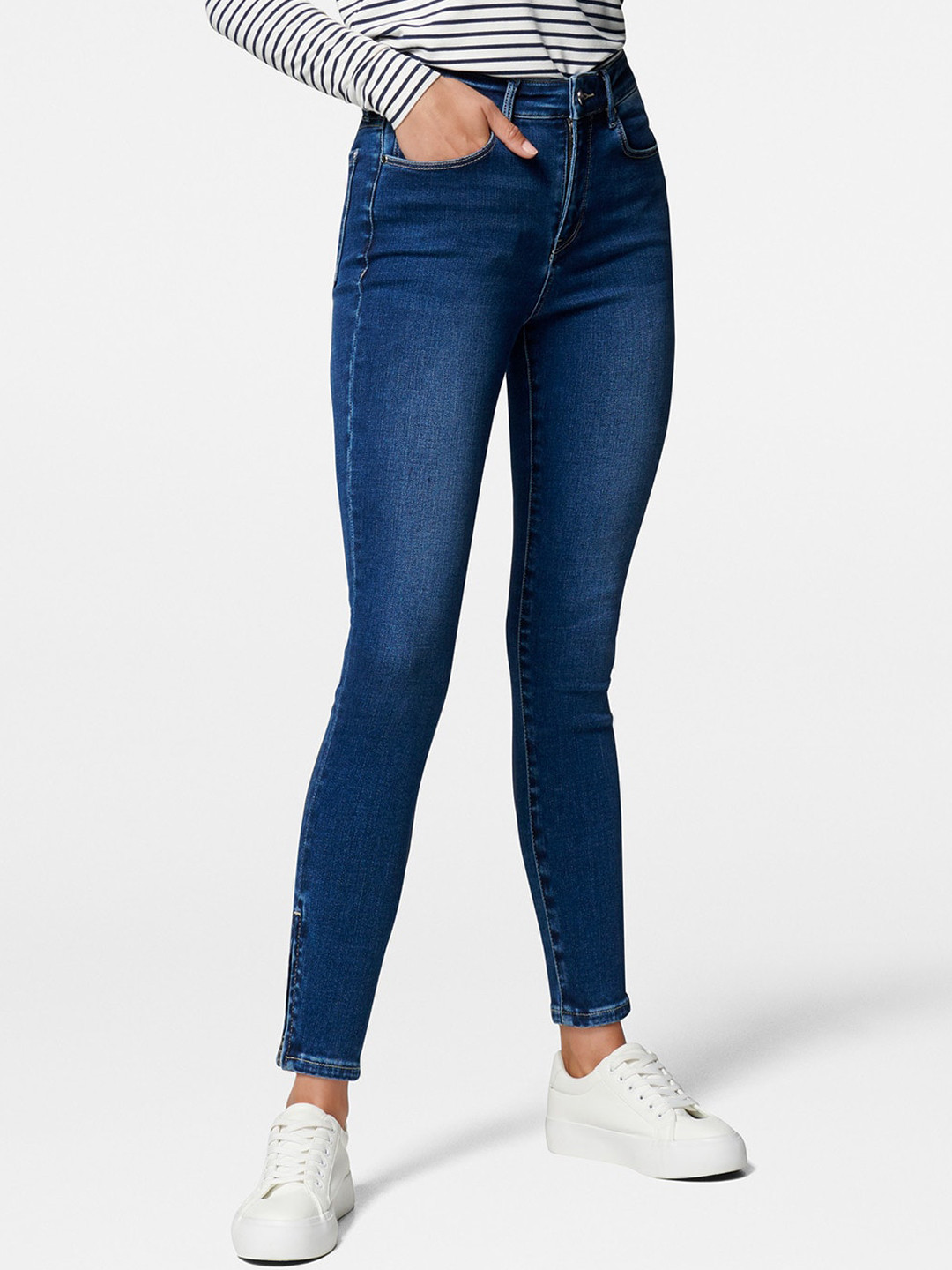 Buy Forever New Women Navy Blue Skinny Fit Mid Rise Clean Look Jeans