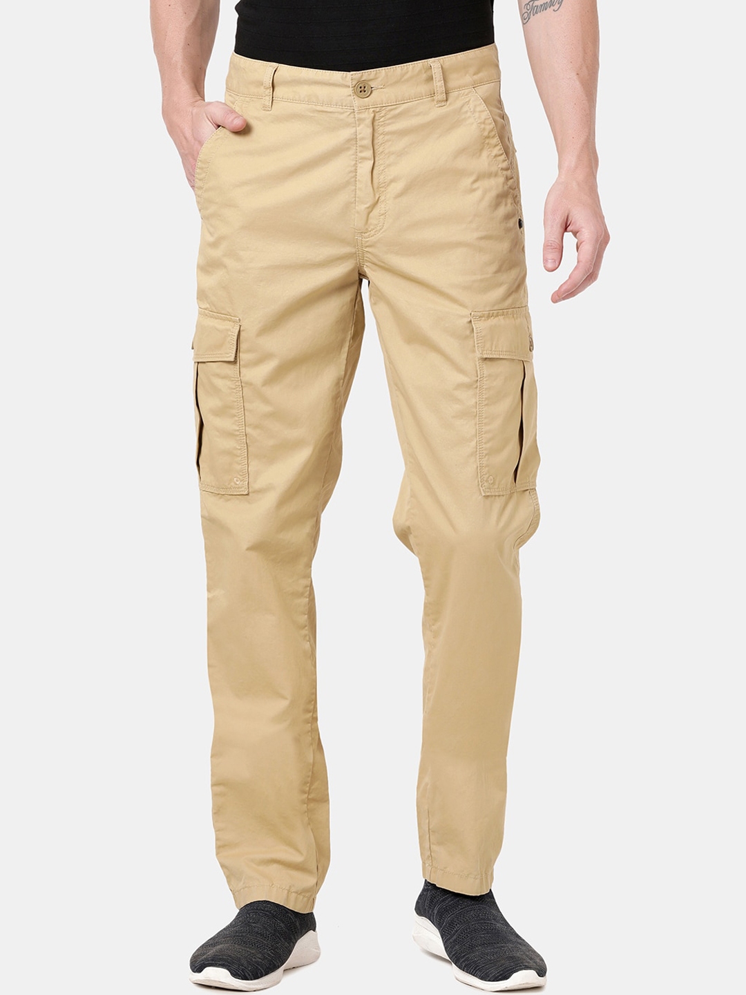 beige cargos men's