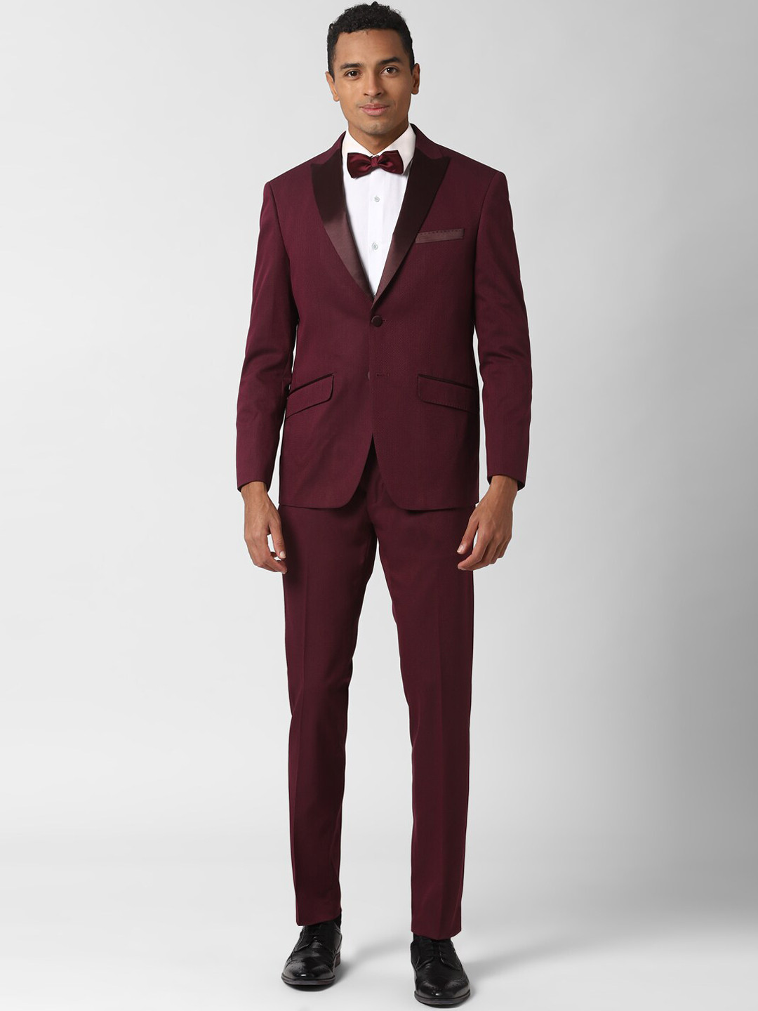 Buy Peter England Elite Men Maroon & Black Self Design Tuxedo Two Piece