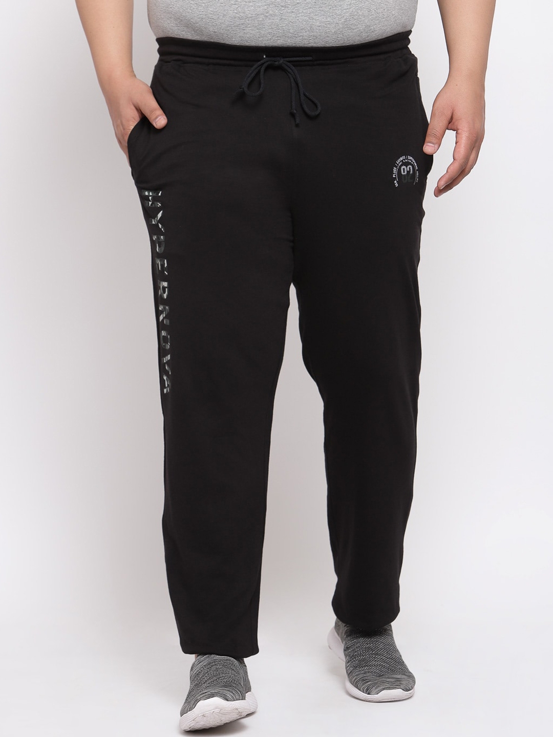 myntra track pants