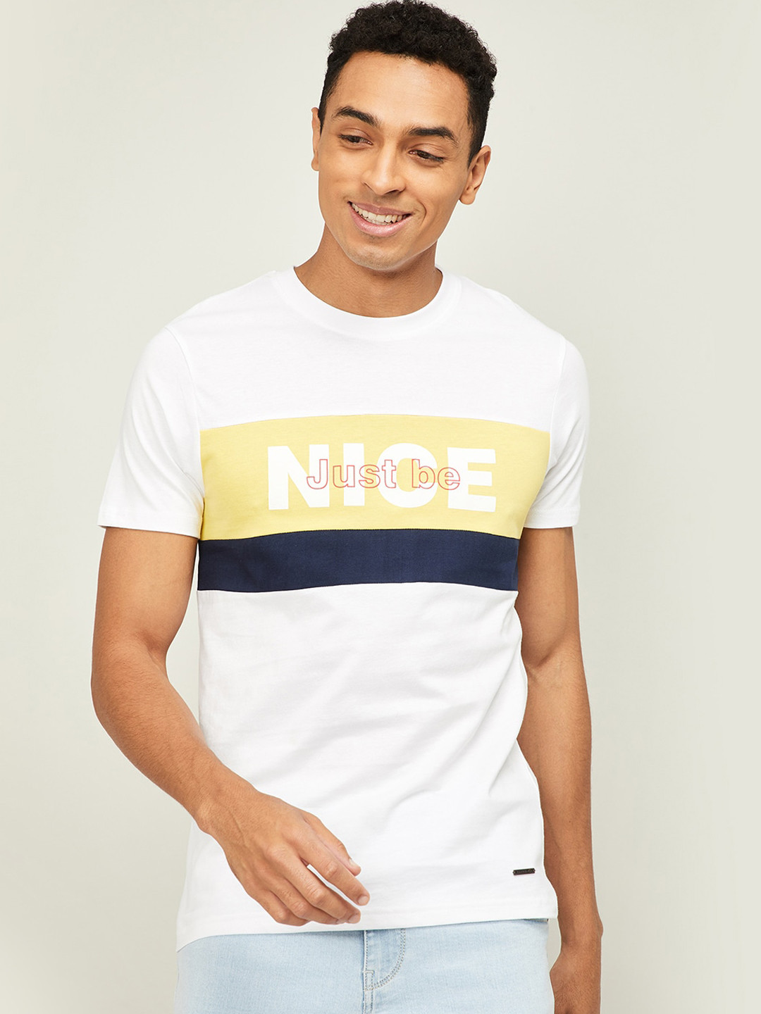 Buy Bossini Men White Colourblocked Round Neck T Shirt Tshirts for