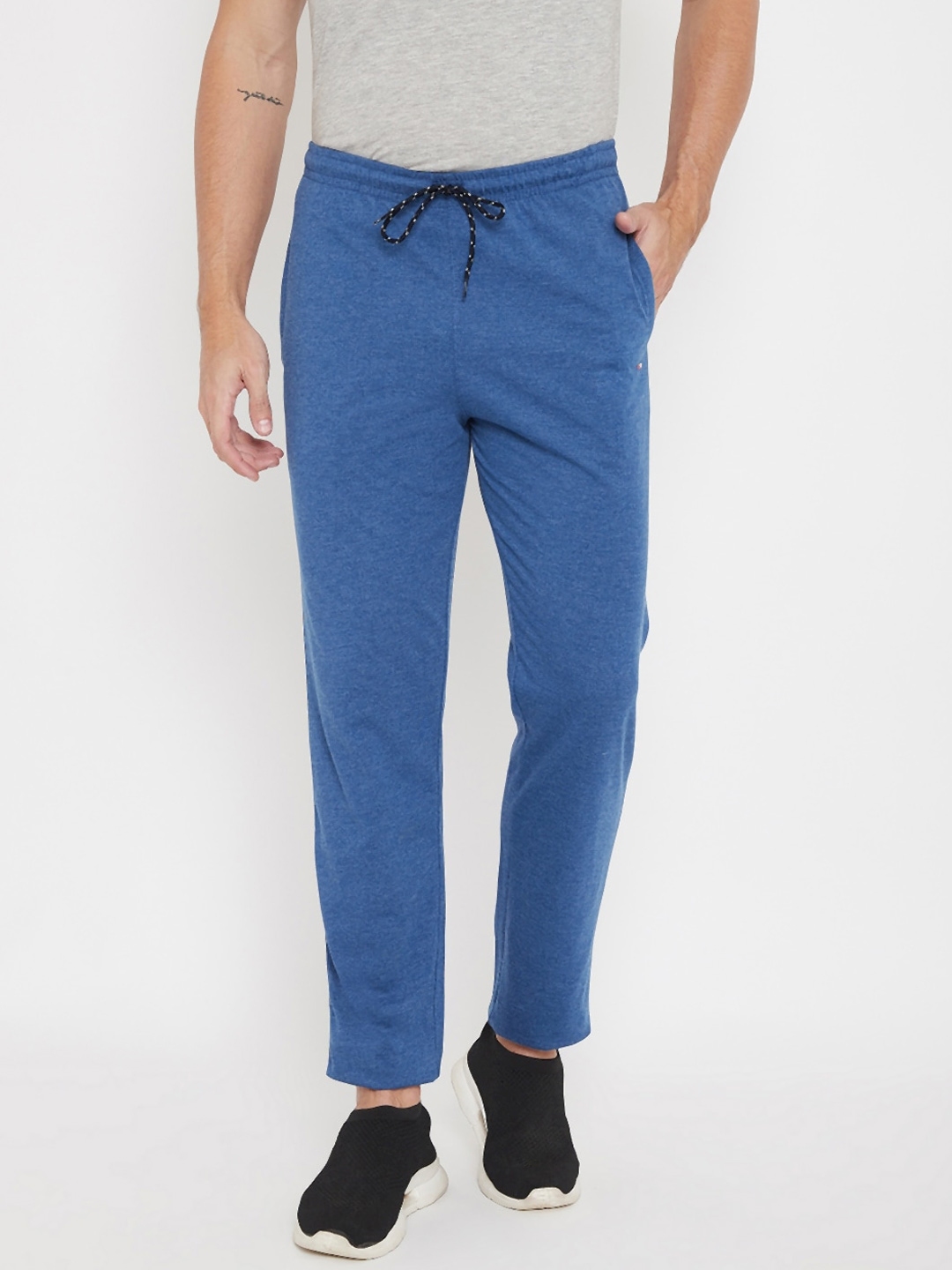 neva track pants