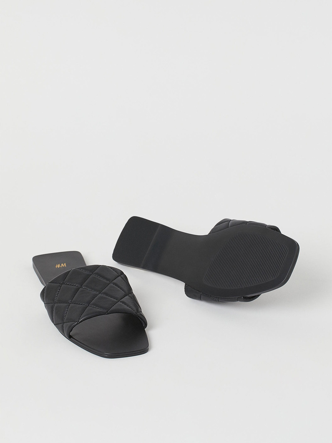 h&m quilted slides