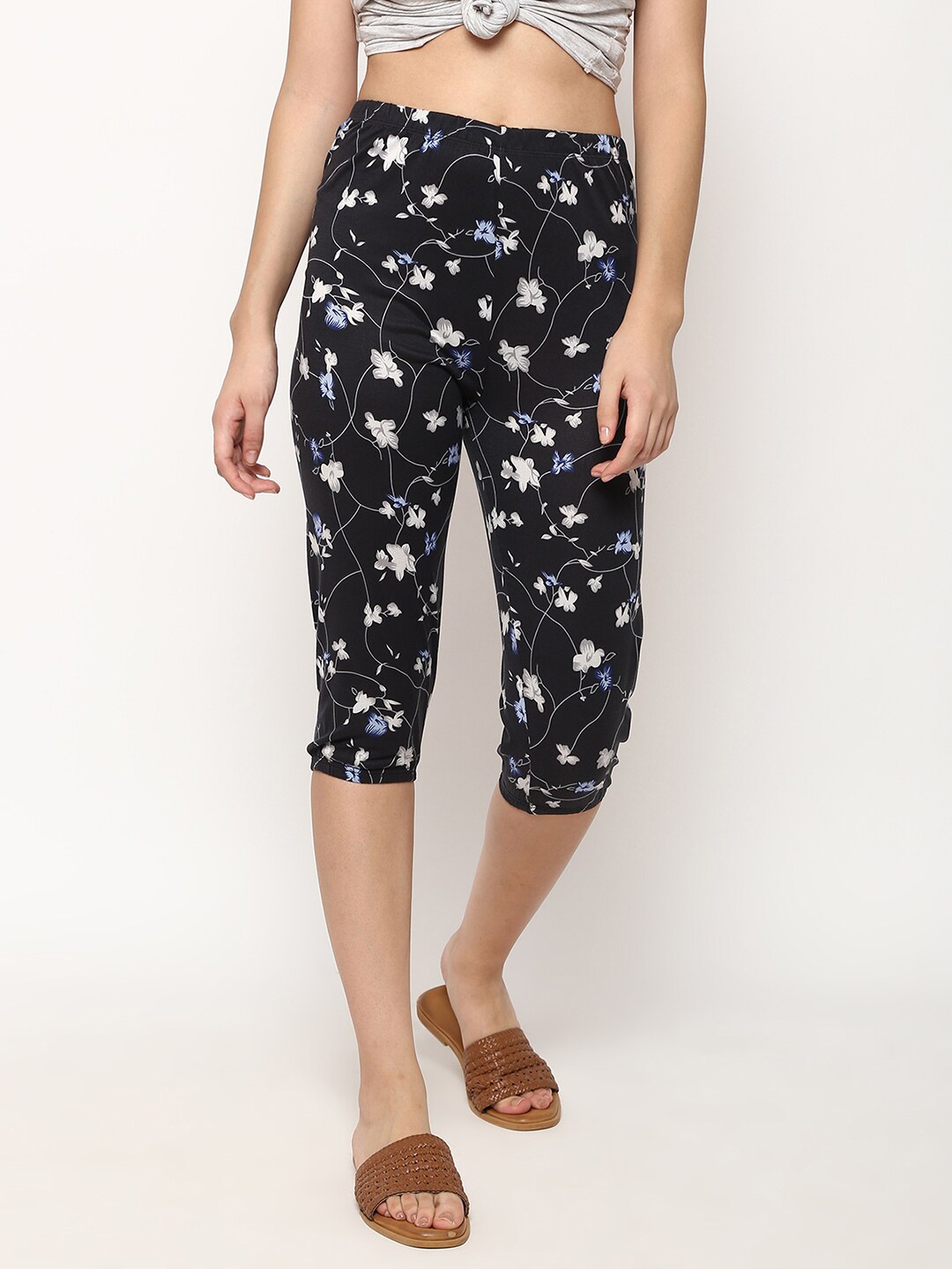 black jean capris