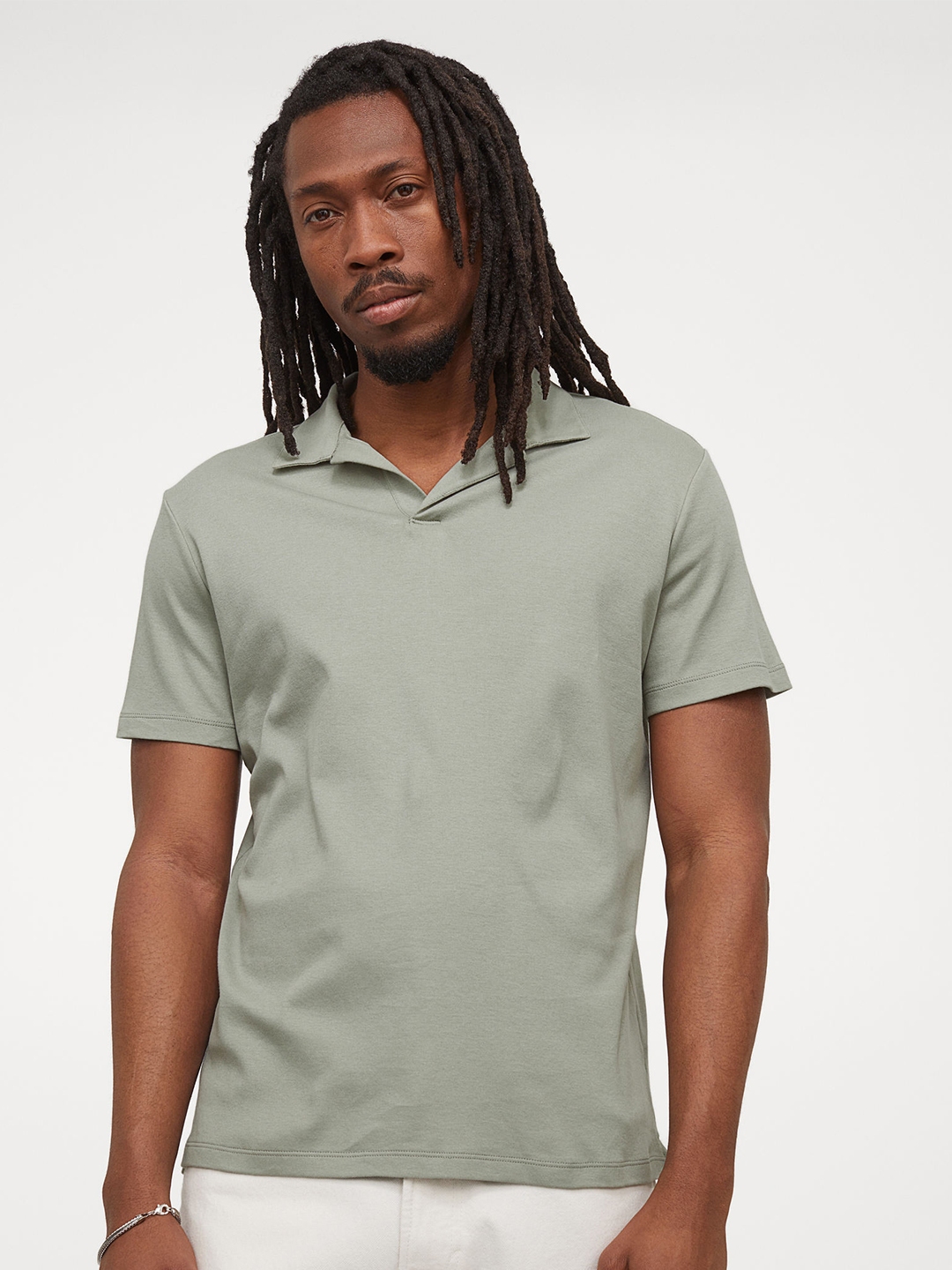 h&m green t shirt