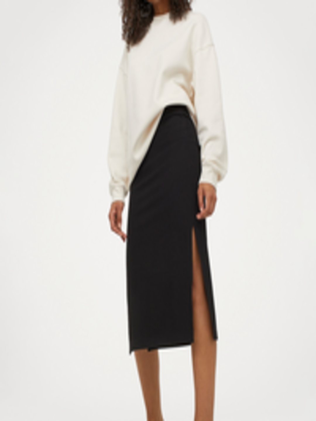Buy H&M Black Knee Length Skirt - Skirts for Women 14619790 | Myntra