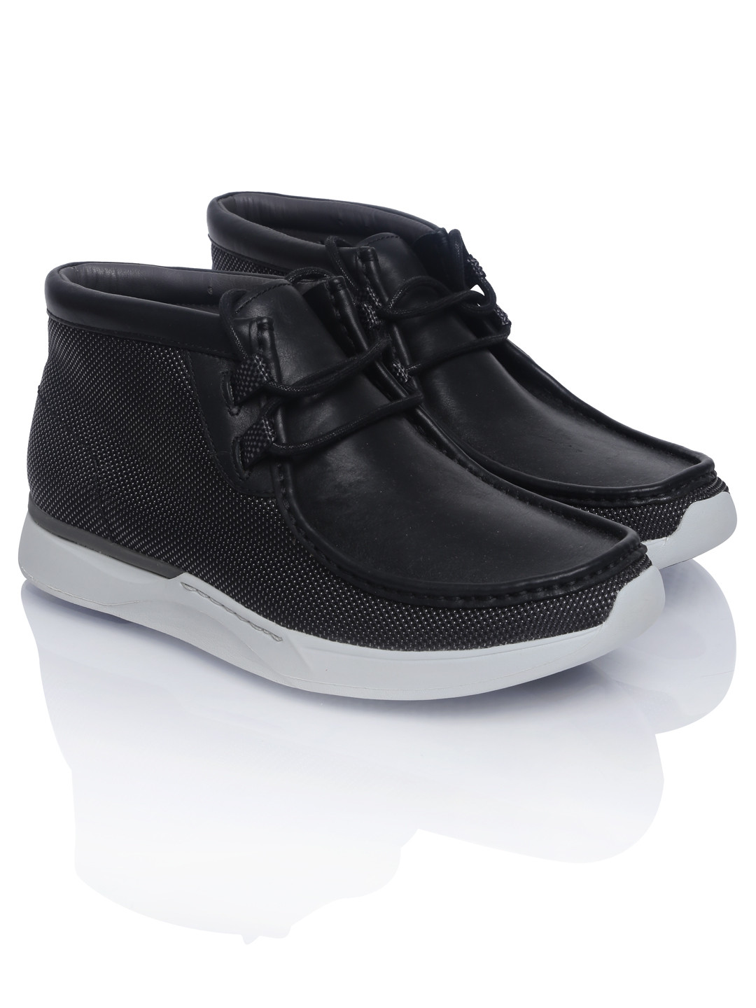 myntra clarks casual shoes