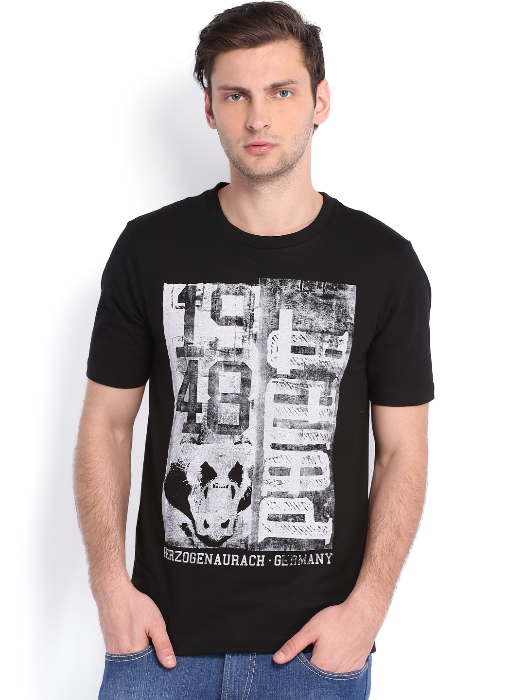 Buy PUMA Men Black Printed T Shirt - Tshirts for Men 372529 | Myntra