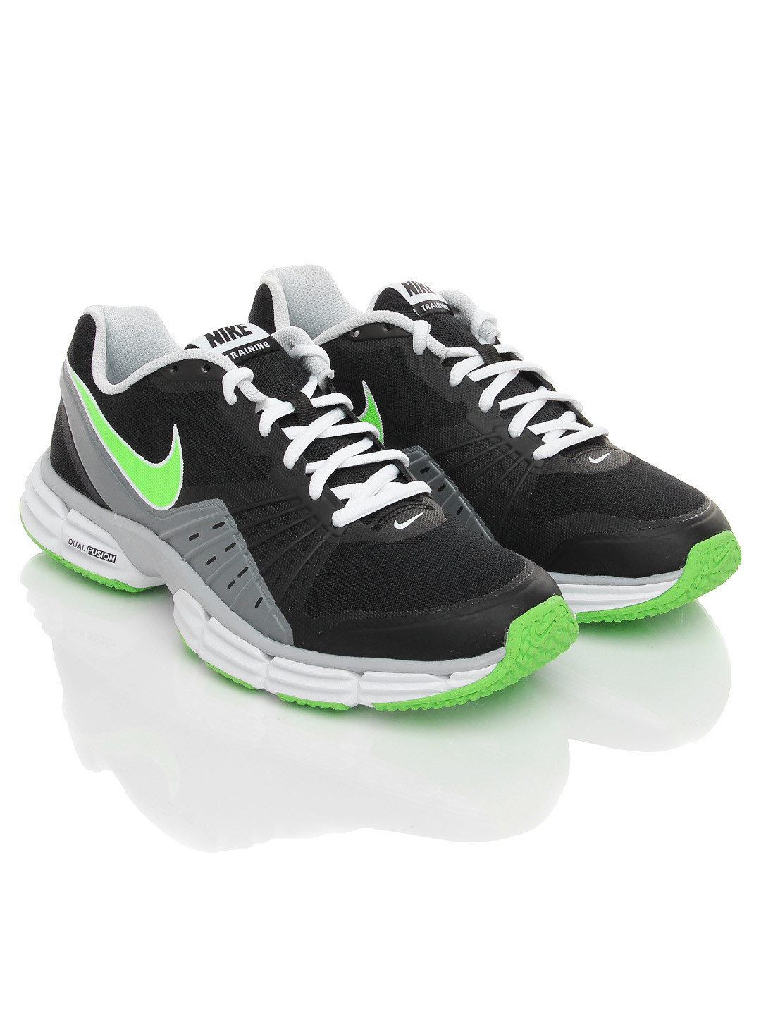 Buy Nike Men Black Dual Fusion Tr 5 Training Shoes - Sports Shoes for Men 379431 | Myntra