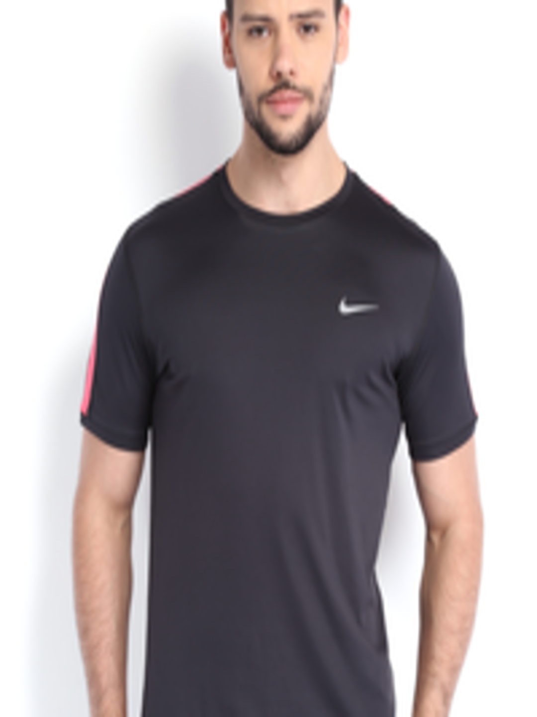 Buy Nike Men Black AS RELAY T Shirt - Tshirts for Men 592321 | Myntra