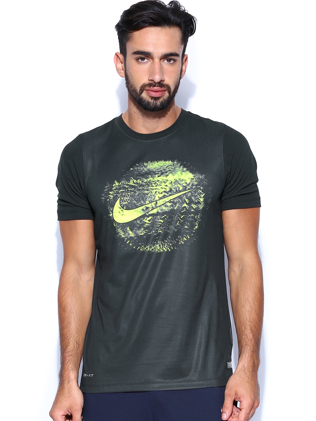 Buy Nike Men Black Printed T Shirt - Tshirts for Men 655571 | Myntra