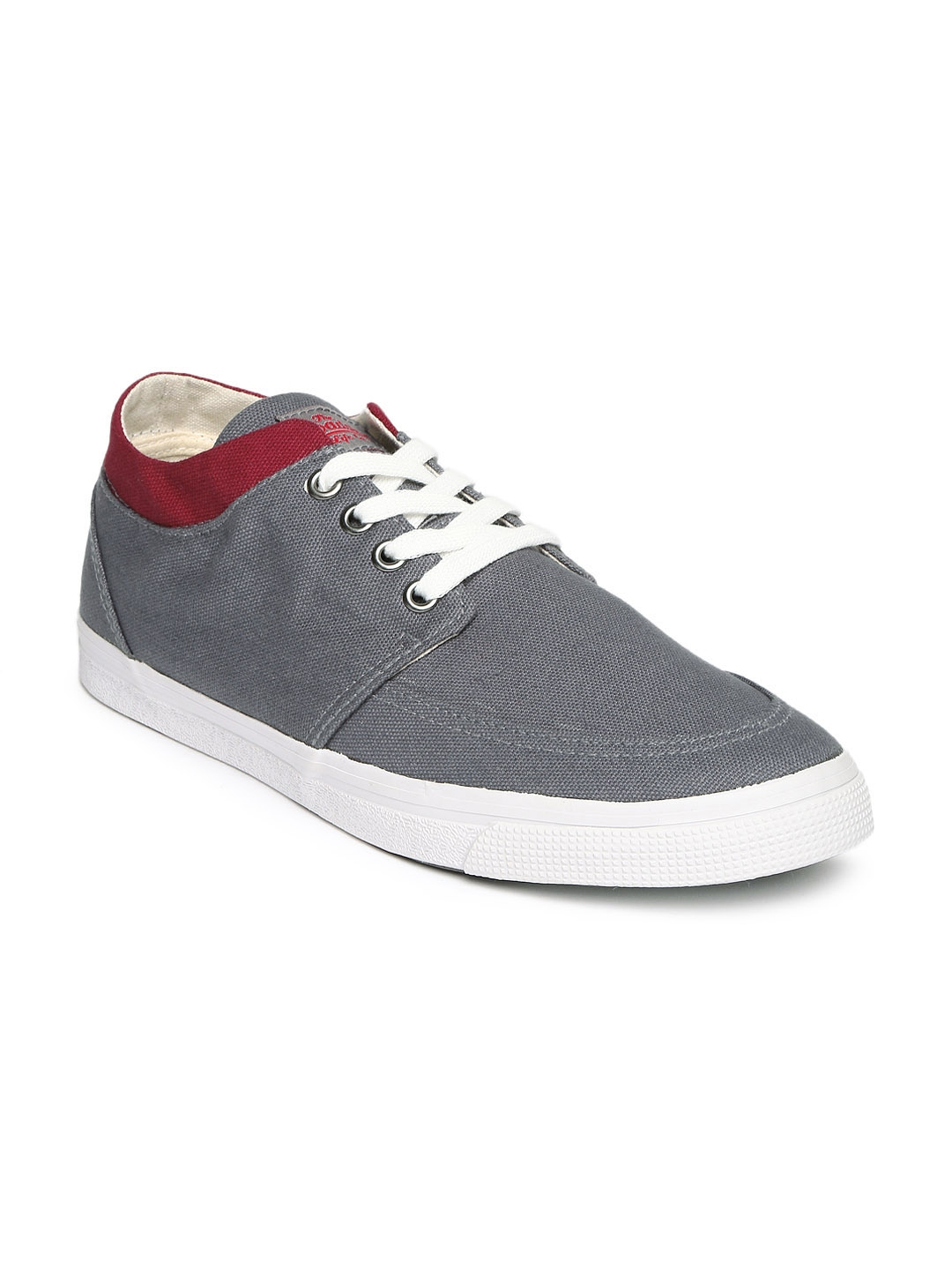 Buy Roadster Men Grey Casual Shoes Casual Shoes For Men 851549 Myntra 6895