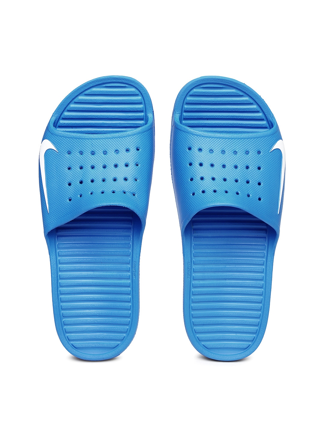 blue nike flip flops