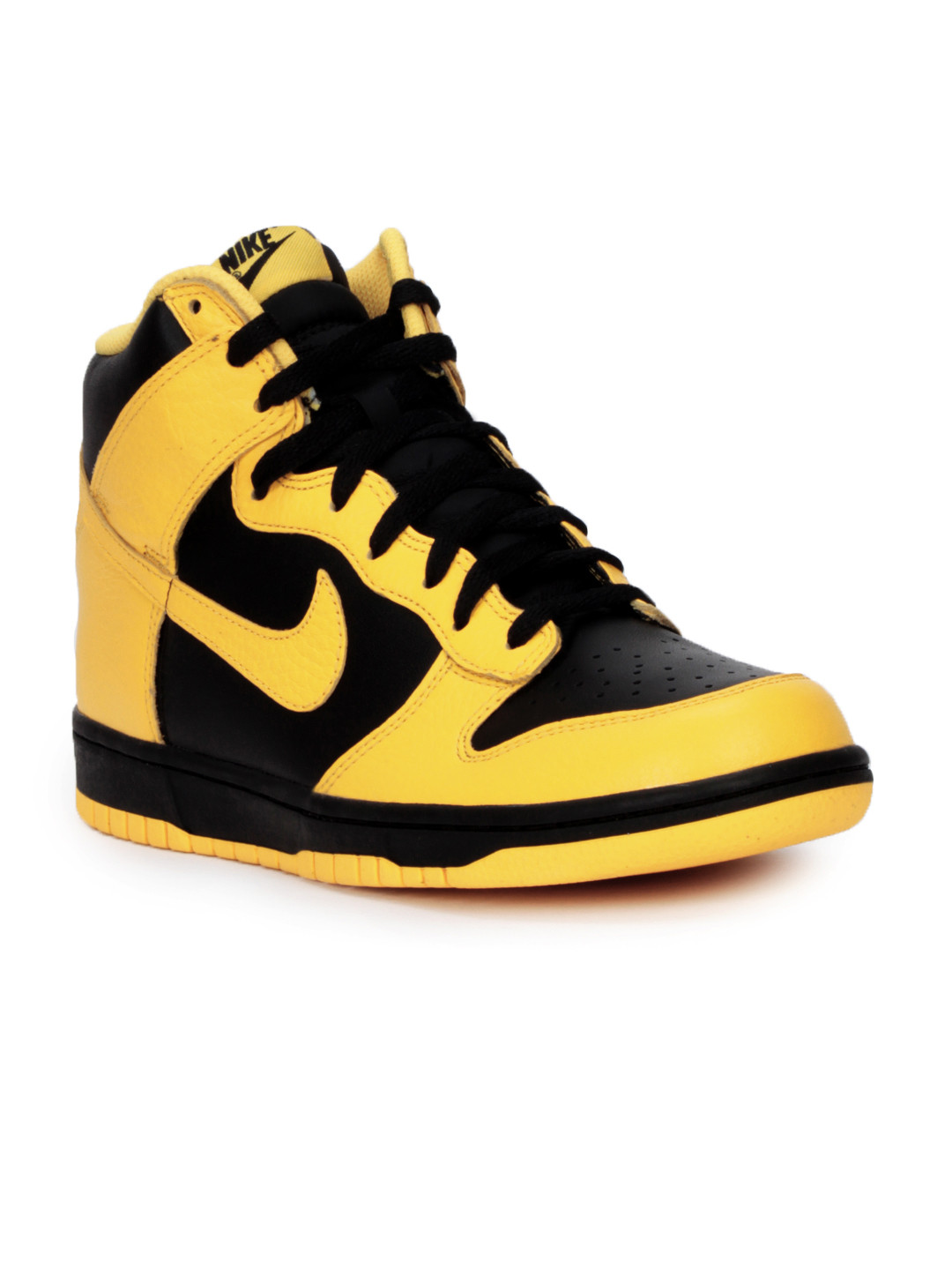 Buy Nike Men Dunk High Black Shoes Sports Shoes for Men 28605 Myntra