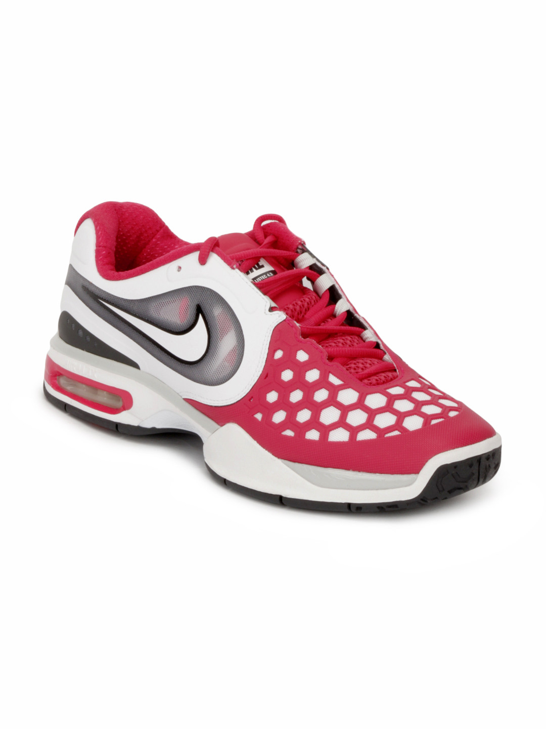 nike football shoes myntra