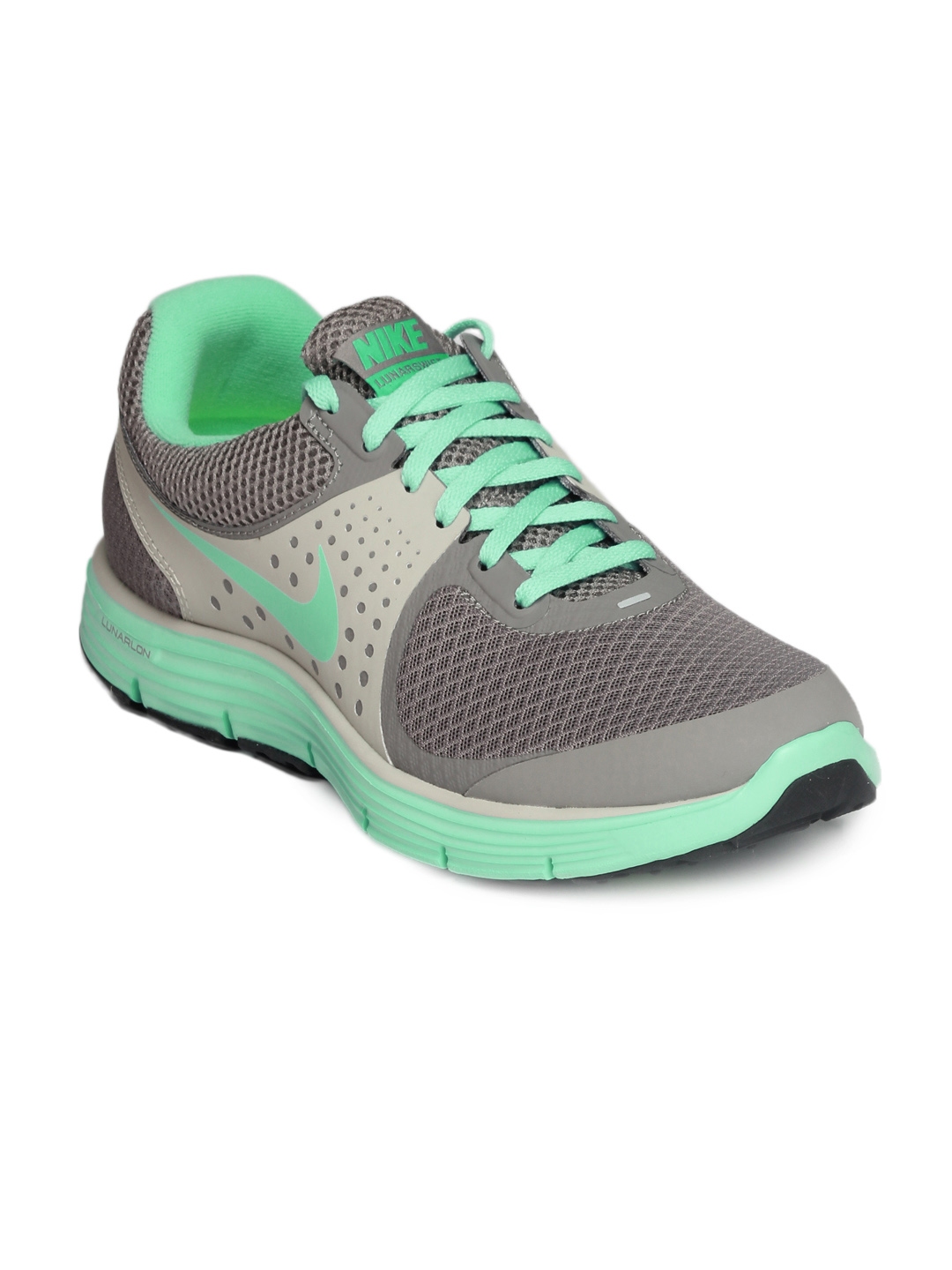nike womens gray running shoes