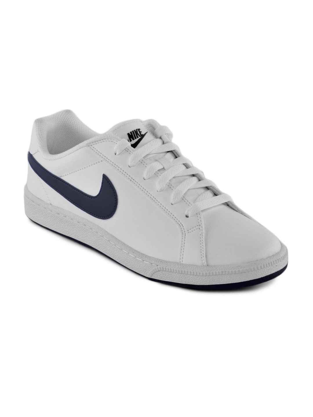 mens white nike casual shoes