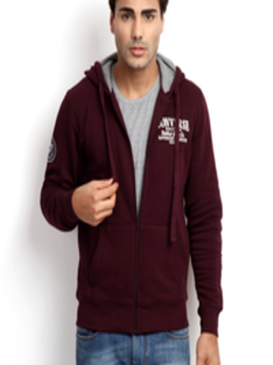 Buy Converse Men Maroon Hooded Sweatshirt - Sweatshirts for Men 217357 ...