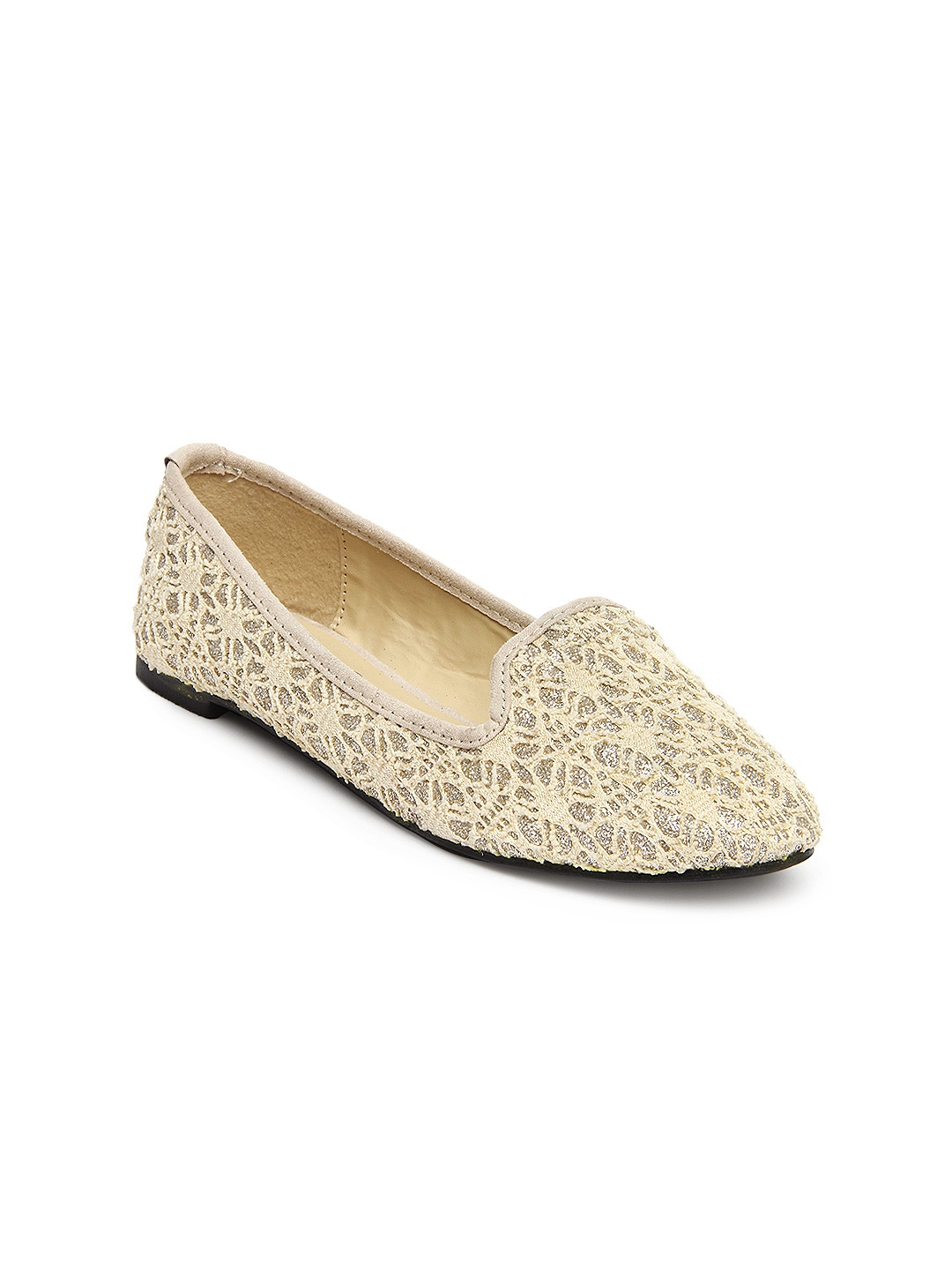 natural color flat shoes