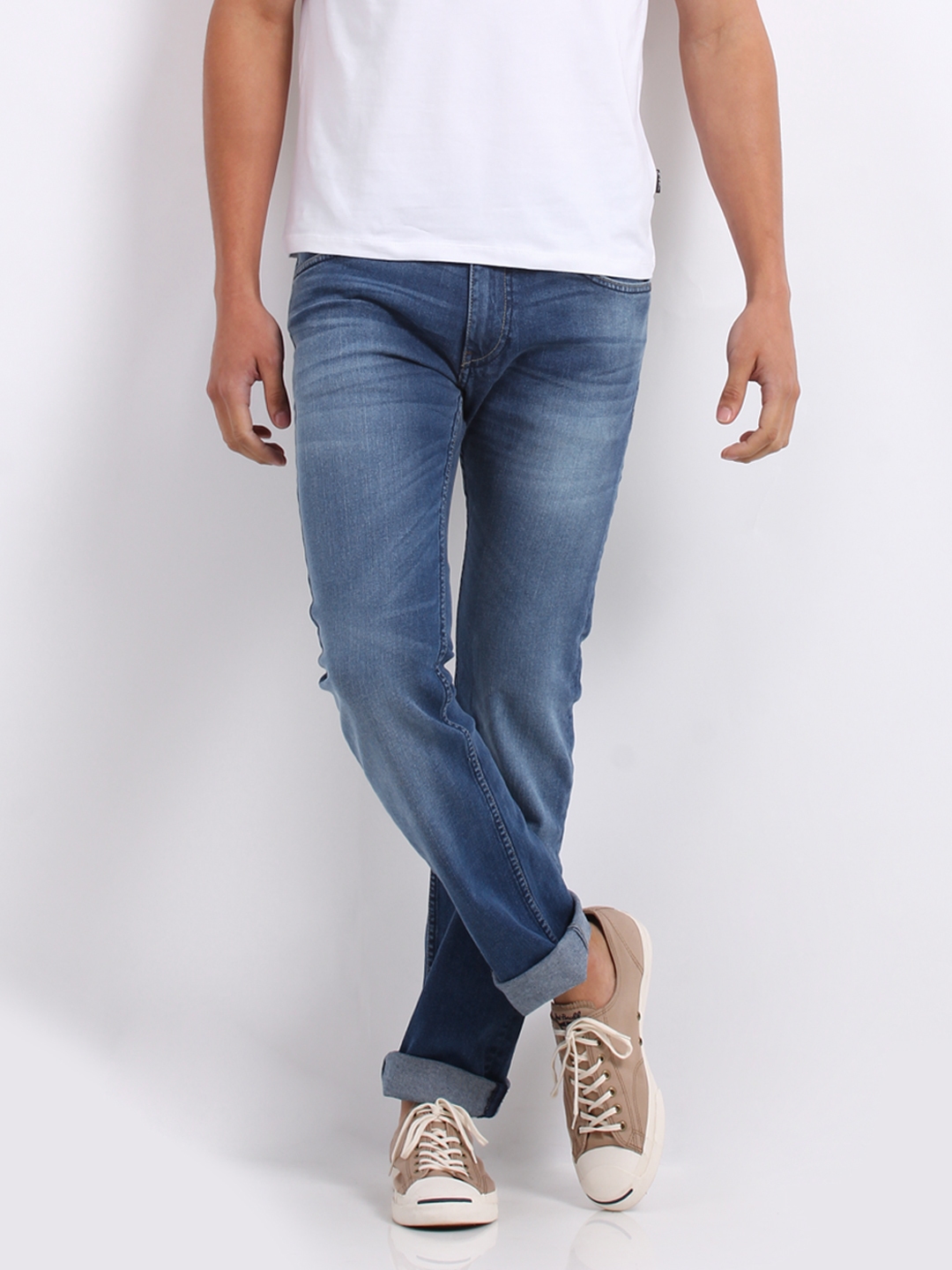 Buy Lee Men Blue Slim Fit Jeans - Jeans for Men 169834 | Myntra