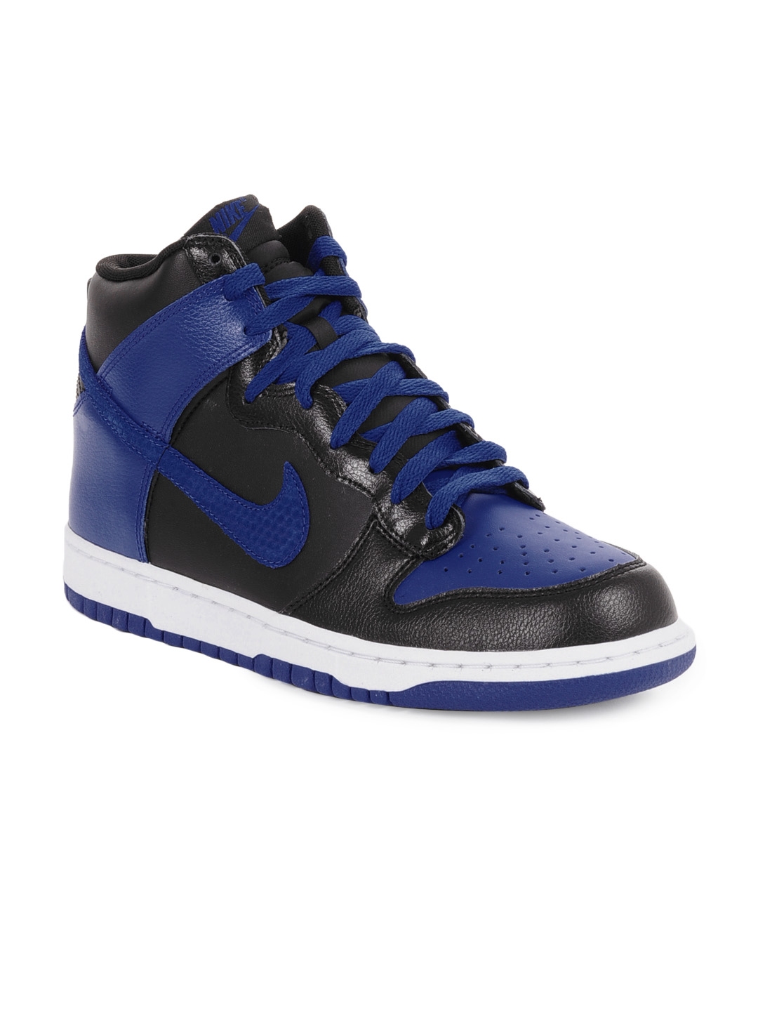 shoes myntra nike