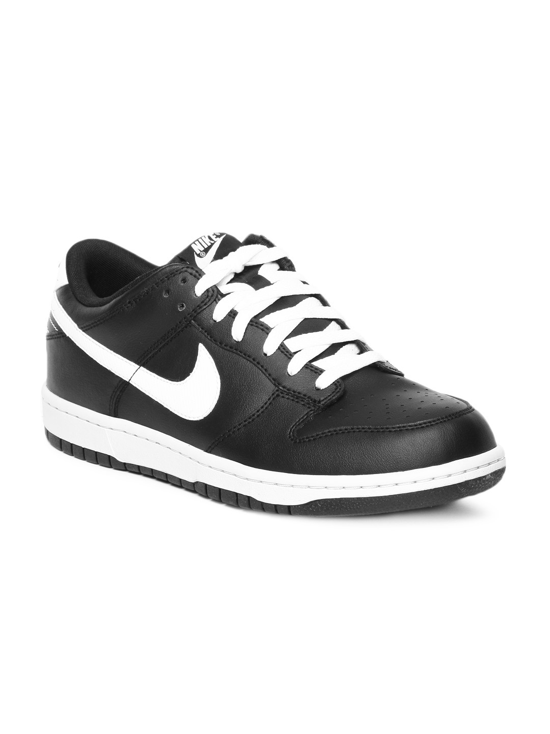 nike low casual shoes
