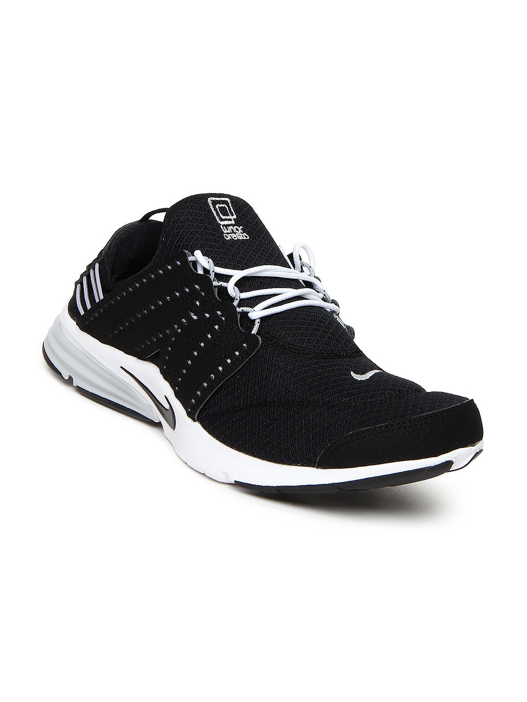 nike men's sports shoes myntra