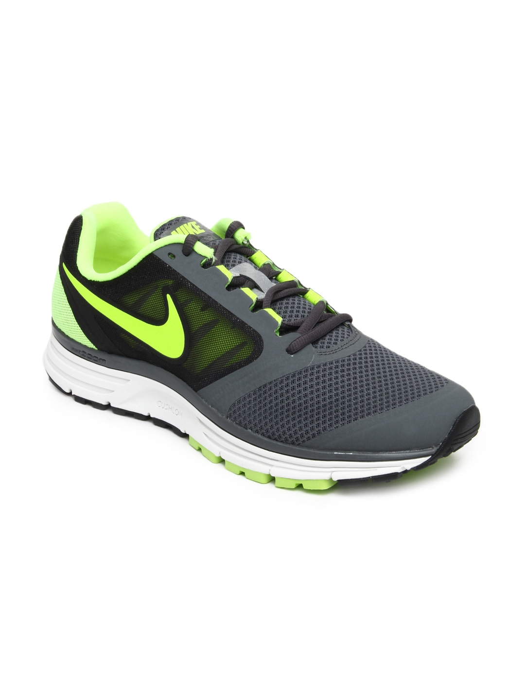 nike zoom myntra