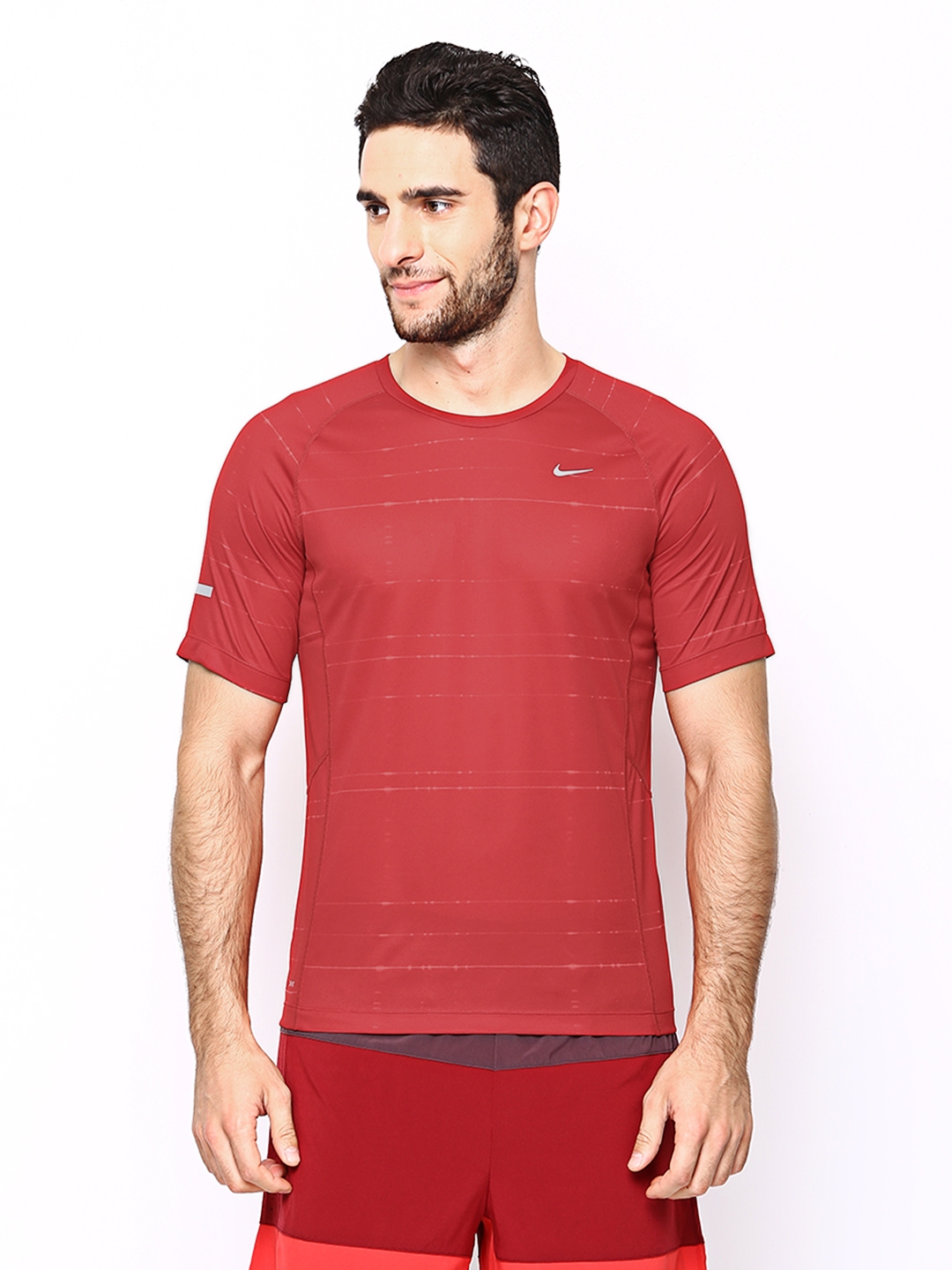 myntra nike t shirt