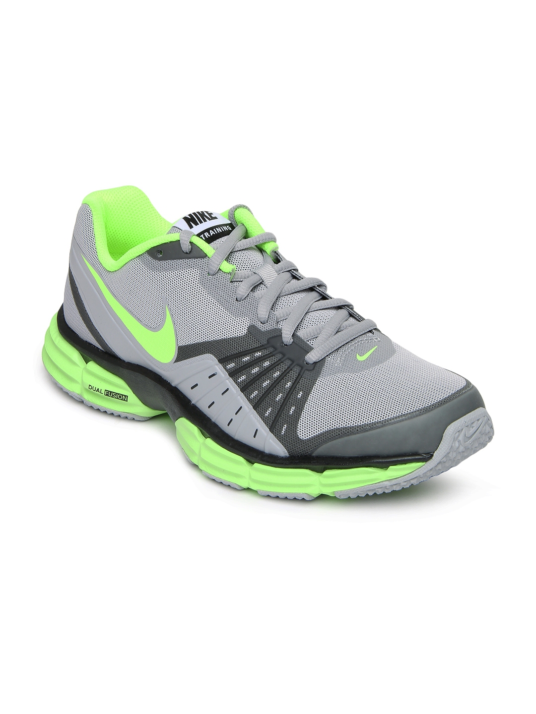 nike men's sports shoes myntra