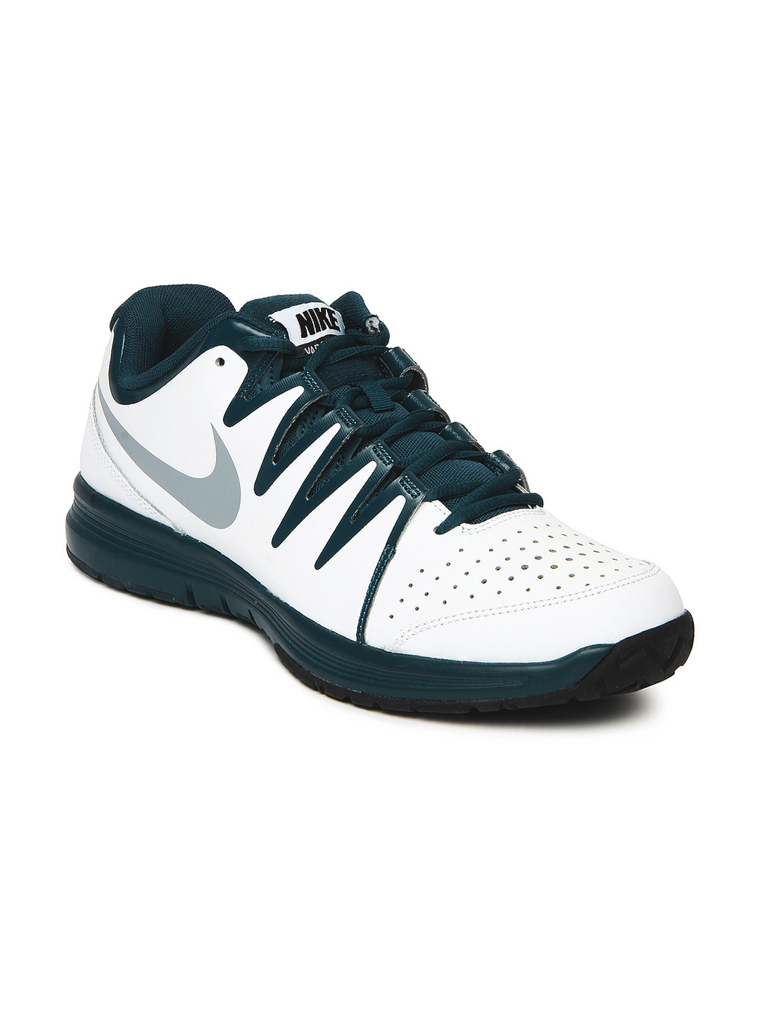 nike tennis court shoes white