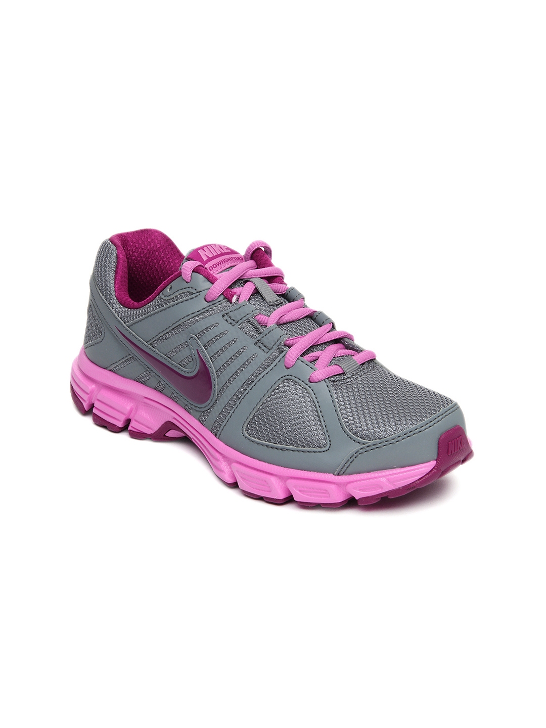 nike shoes online myntra