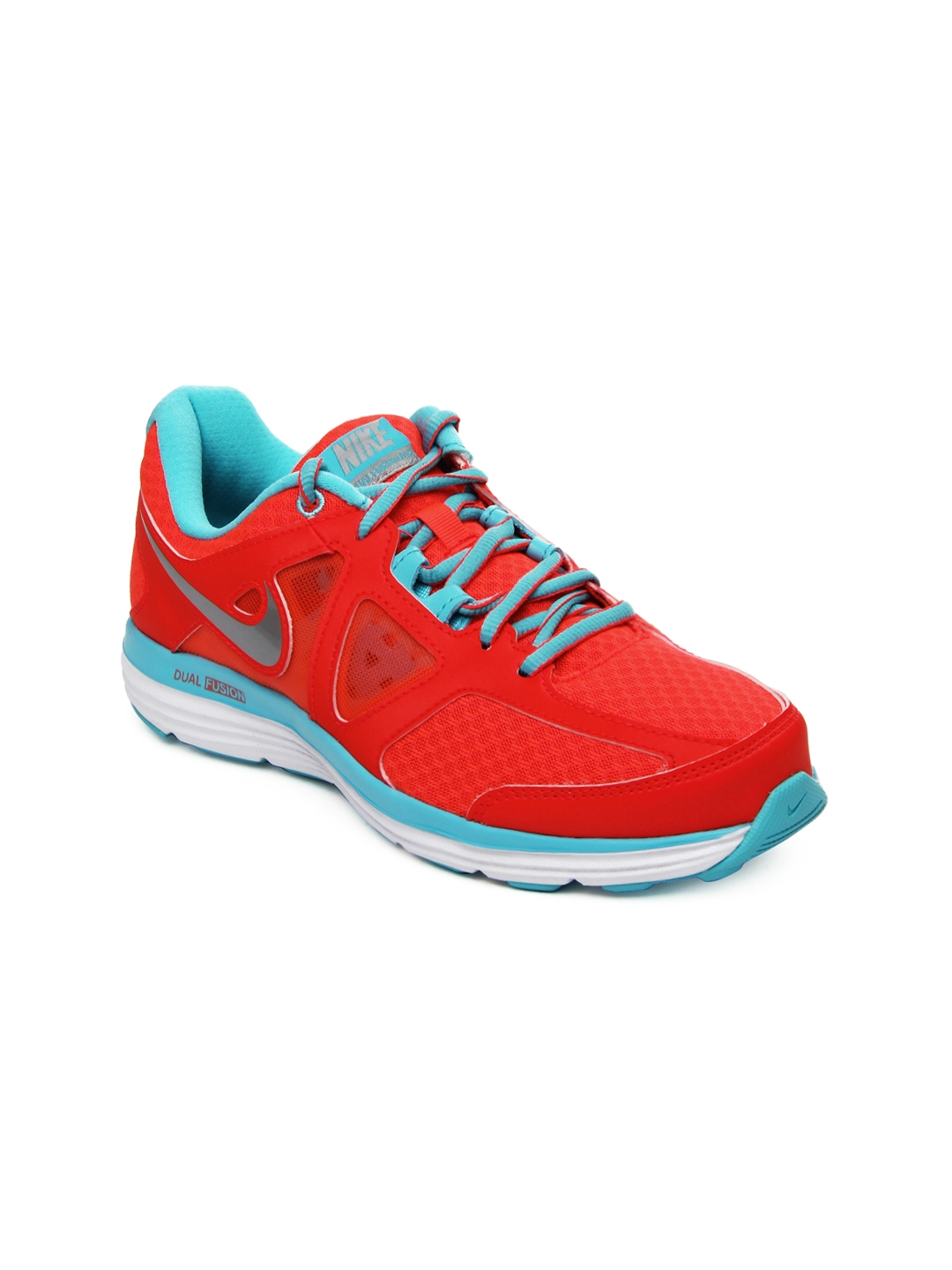 shoes myntra nike