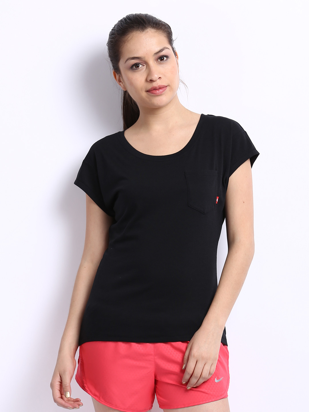 womens nike tshirts