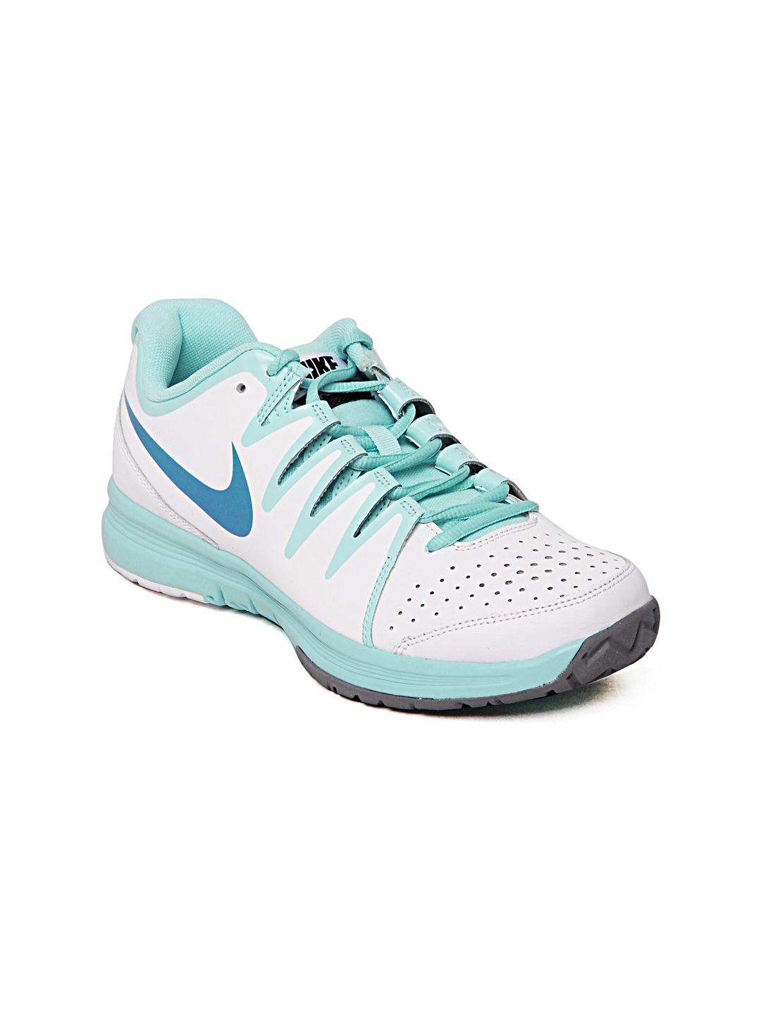 Buy Nike Women White Vapor Court Sports Shoes Sports Shoes for Women