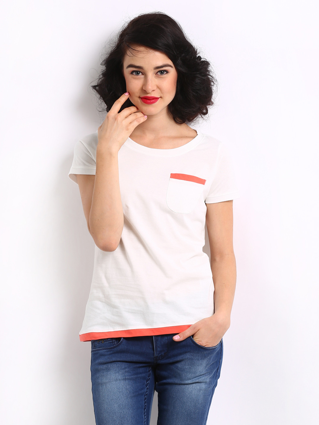 Buy ONLY Women White Pure Cotton T Shirt Tshirts for Women 243120