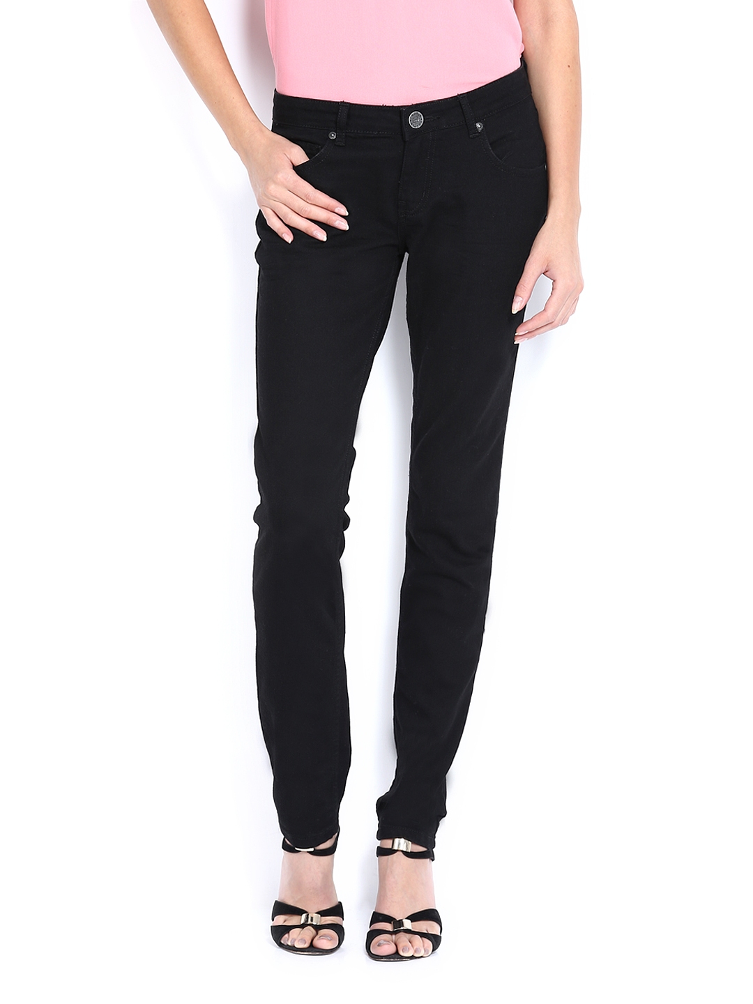 black jeans myntra