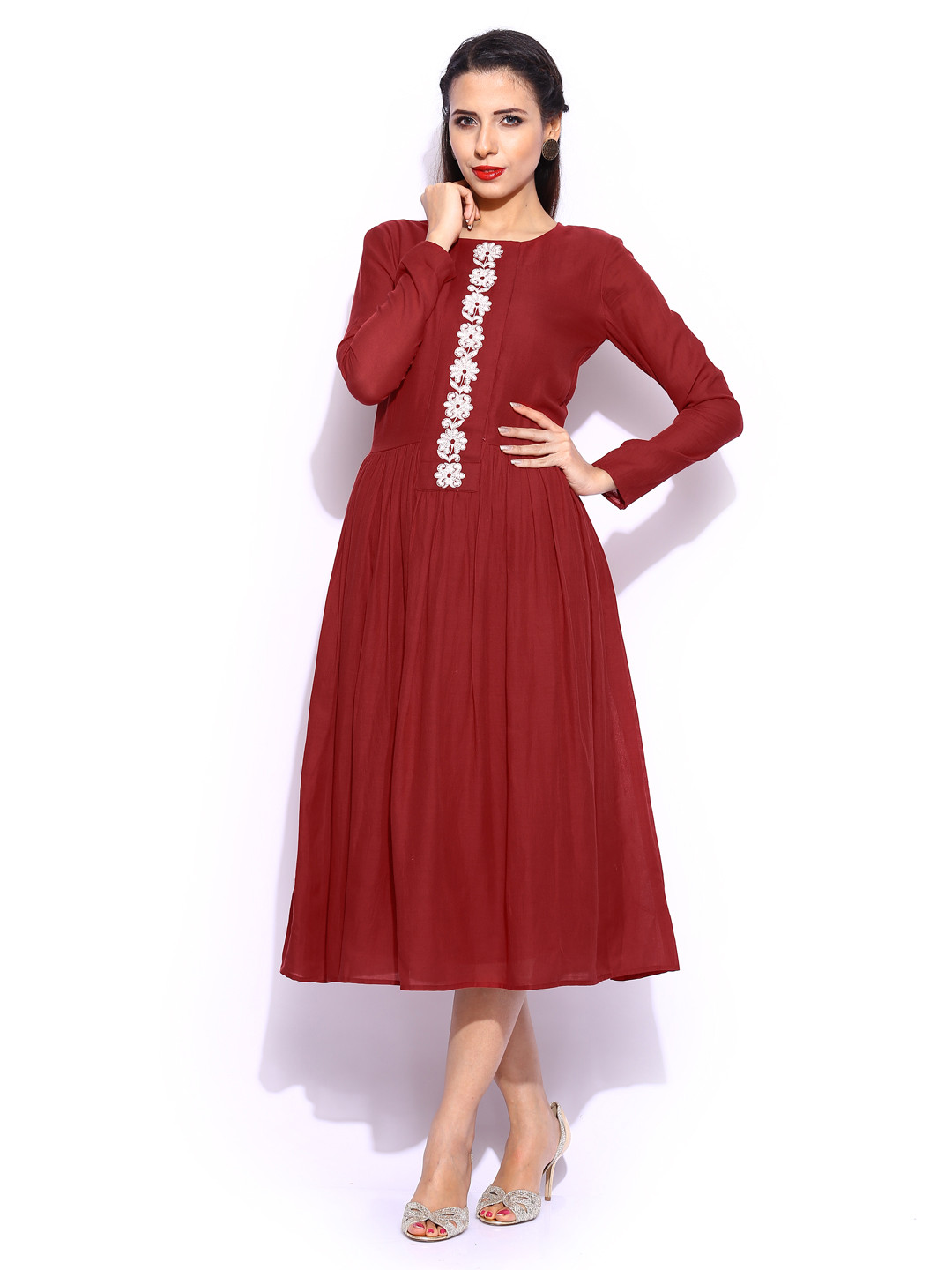 Buy R I T U J A I N S I N G H Maroon Midi Dress - Dresses for Women 457346 | Myntra