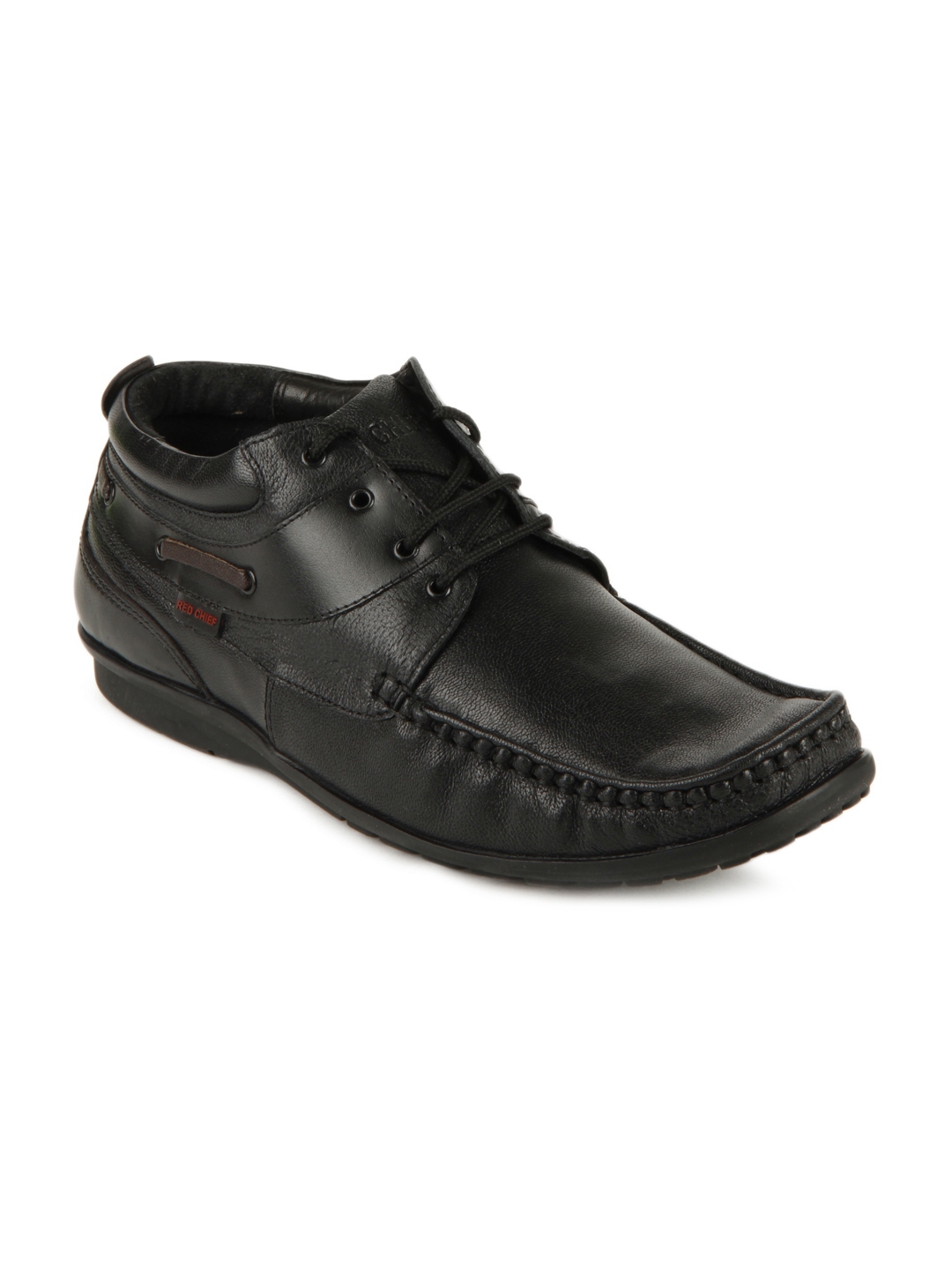 red chief chappals