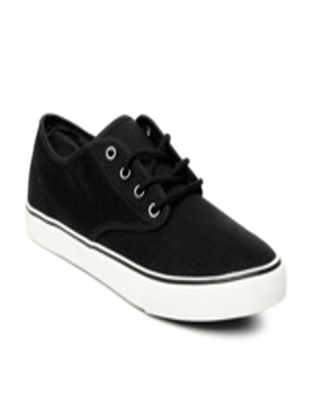 Buy Roadster Men Black Casual Shoes - Casual Shoes for Men 391477 | Myntra