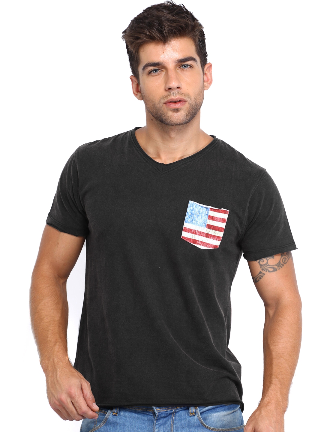 Buy Roadster Men Charcoal Black Pure Cotton T Shirt - Tshirts for Men ...